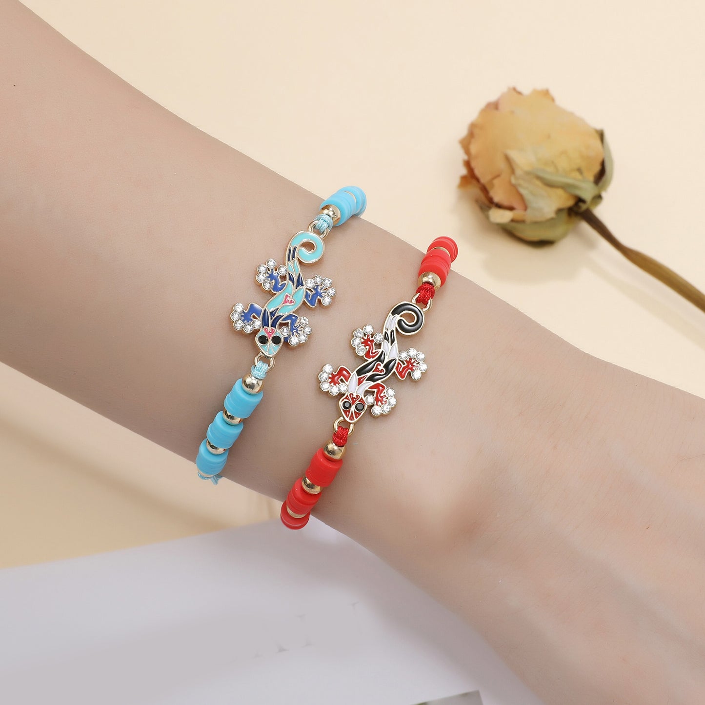 12pcs Bohemia Gecko Woven Bracelets for Women Men Adjustable Hand Woven Bracelets Anklets Jewelry Gift
