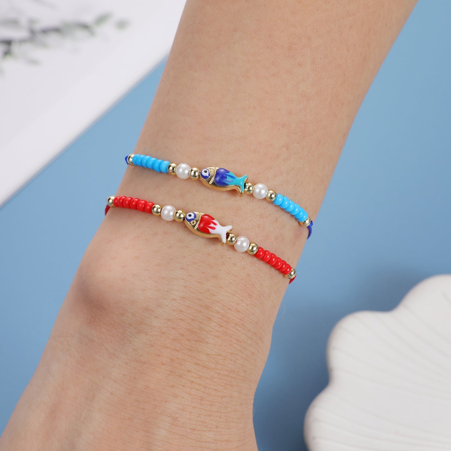 12 Pieces Girls Bracelets Adjustable Cute Fish Animal Friendship Bracelet Jewelry for Kid Party Favor Adjustable Pearl Bracelet
