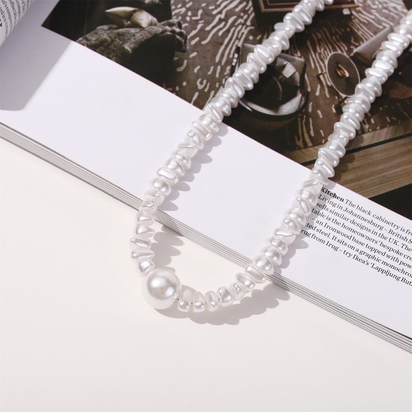 Vintage Pearl Necklaces for Women Fashion Big Pearl Chain Necklace New Personality Statement Jewelry Choker Collar Gifts