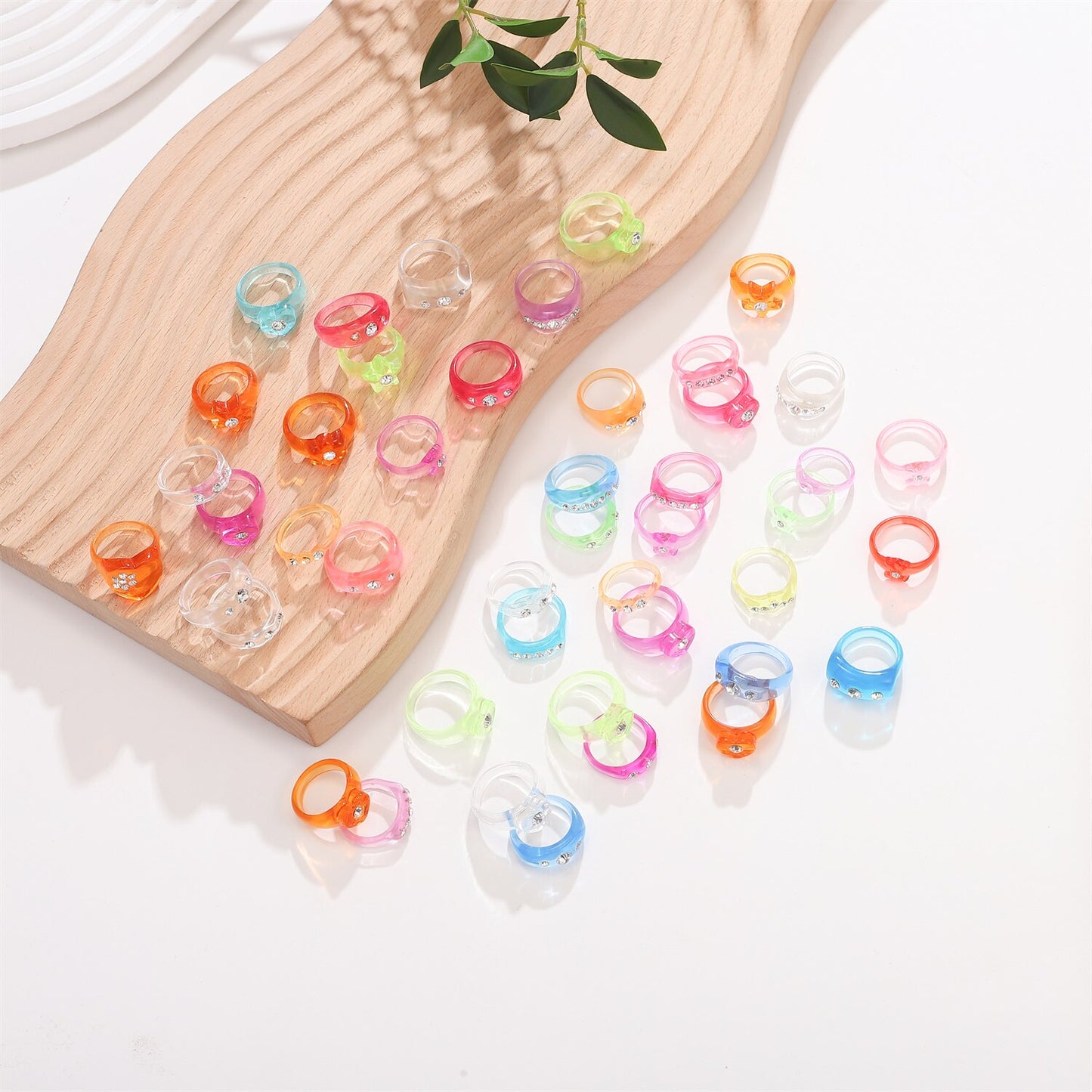 20pcs/lot Korean Fashion Glow In The Dark Rings Geometric Irregular Colorful Transparent Resin Acrylic Ring Wholesale