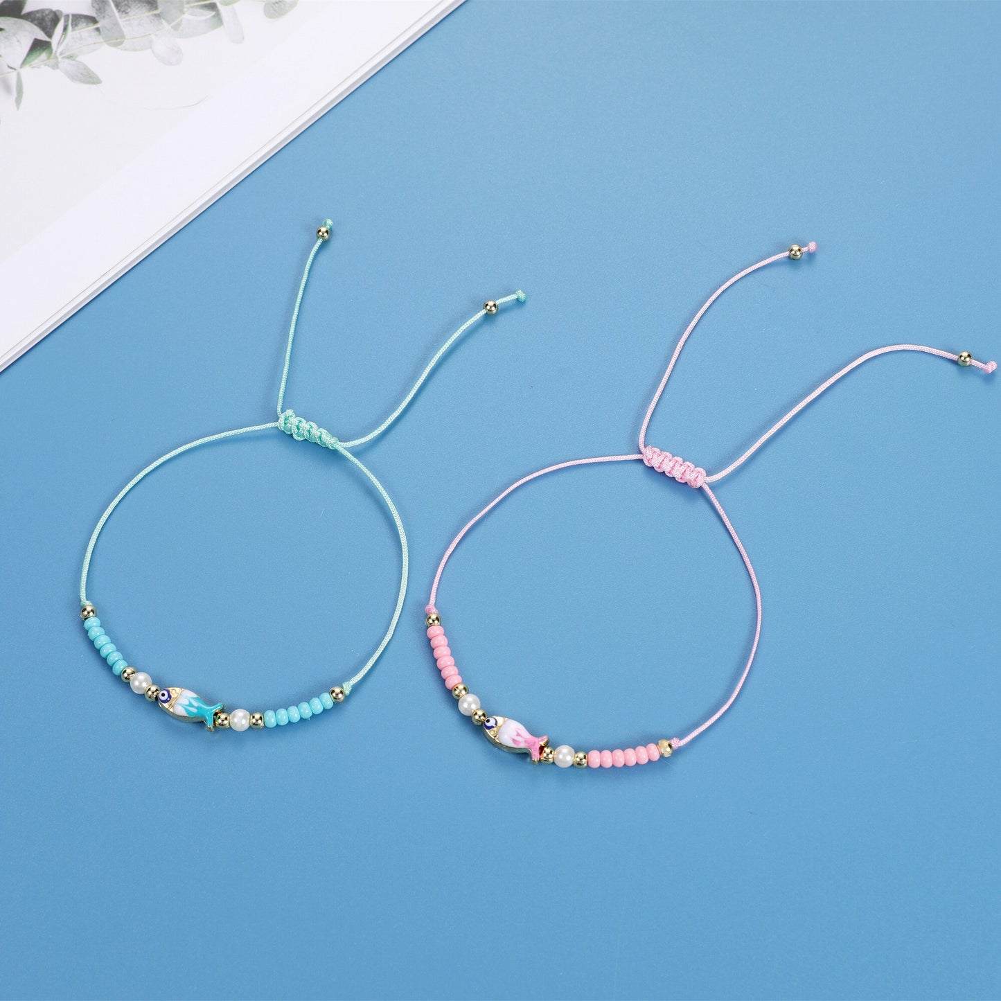 12 Pieces Girls Bracelets Adjustable Cute Fish Animal Friendship Bracelet Jewelry for Kid Party Favor Adjustable Pearl Bracelet