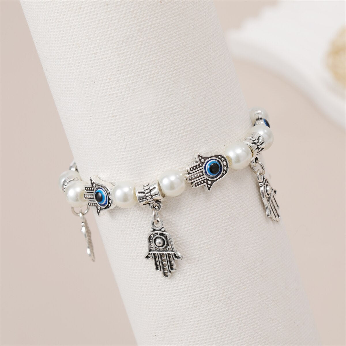 Fashion Blue Turkey Evil Eye Fatima Hand Beaded Charms Bracele for Women Men Pearls Chain Elastic Yoga Party Jewelry