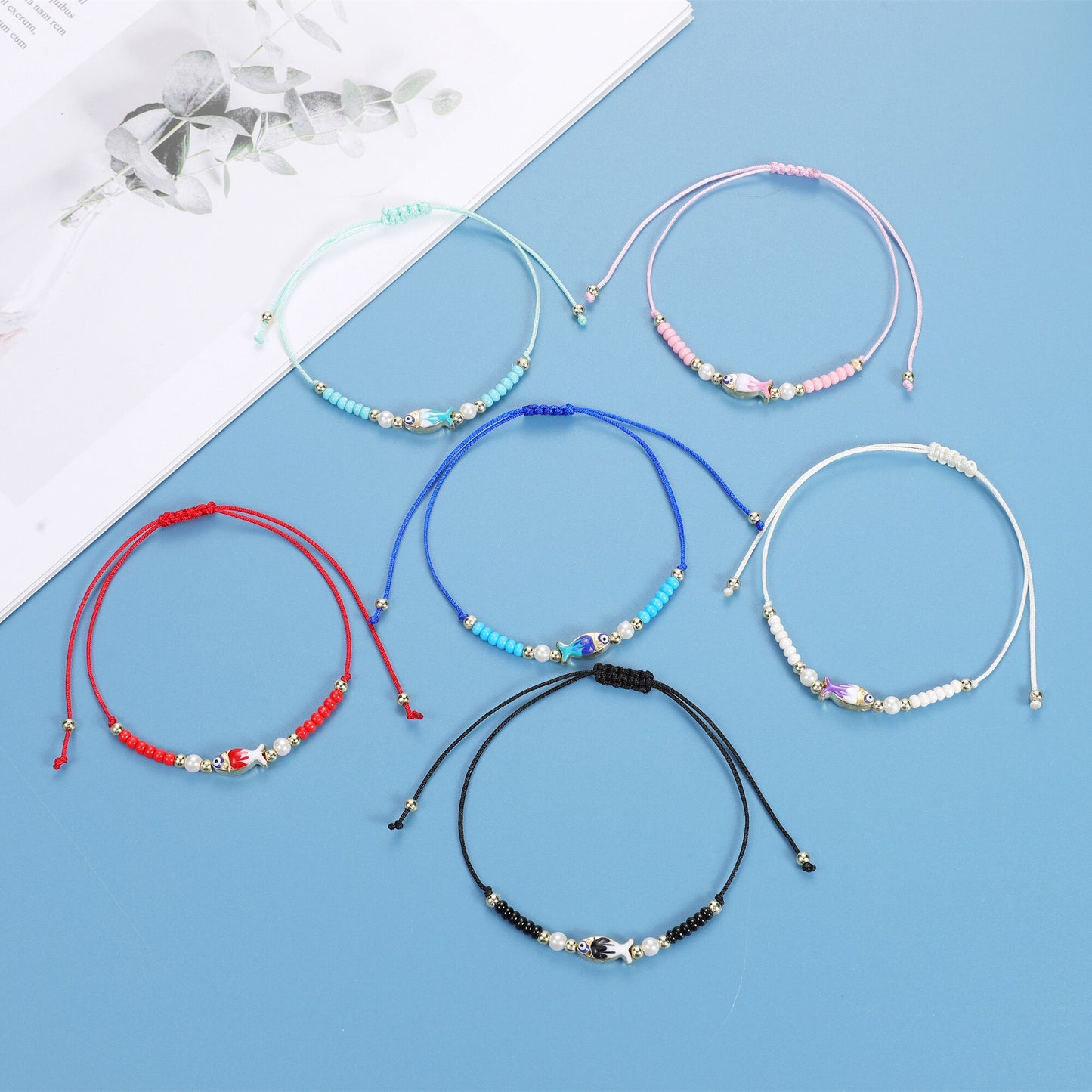 12 Pieces Girls Bracelets Adjustable Cute Fish Animal Friendship Bracelet Jewelry for Kid Party Favor Adjustable Pearl Bracelet