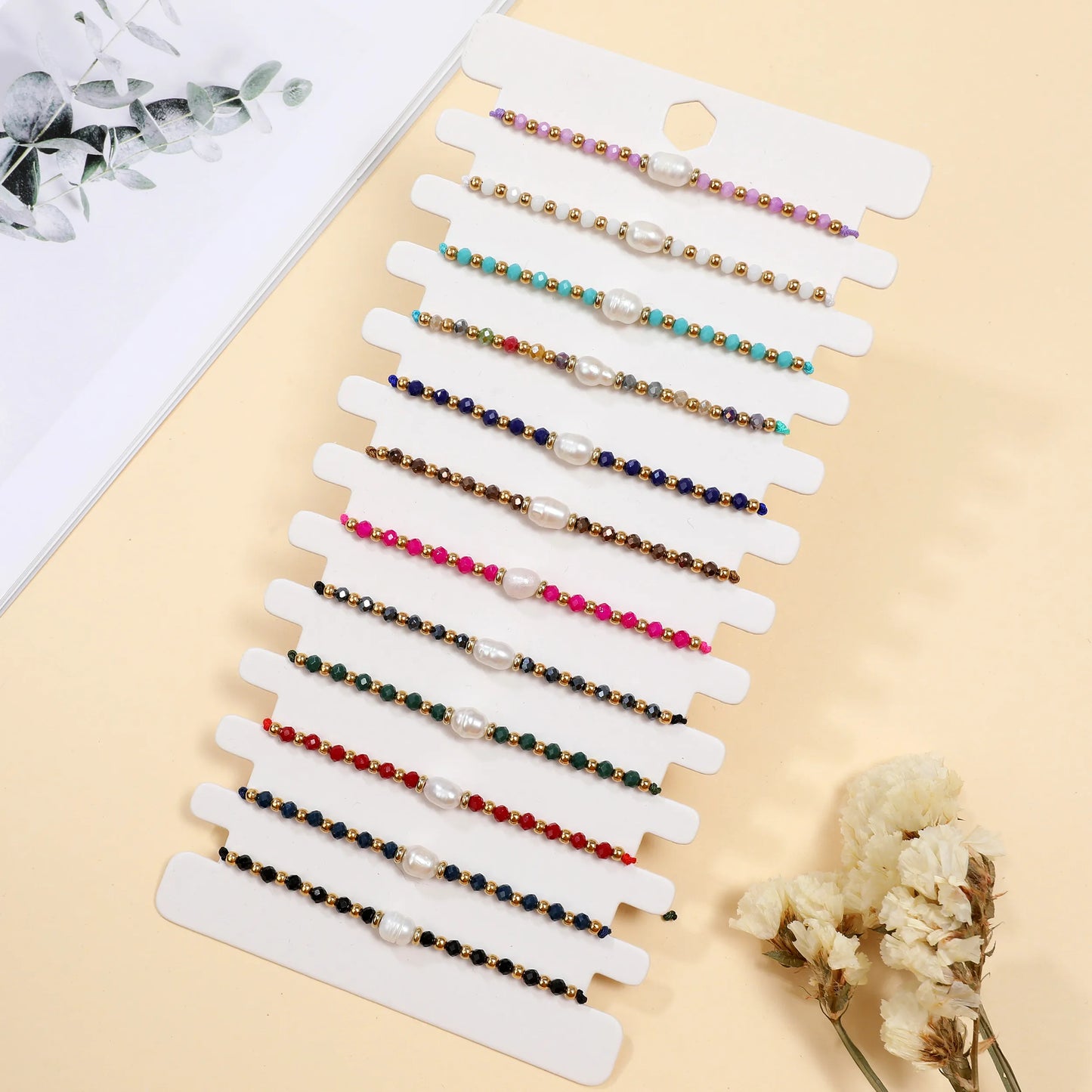 12pcs/set Bohemia Colored Rhinestone Rhinestone Bracelet Handmade Pearl Beaded Elastic Rope Bracelets for Women Ethnic Jewelry