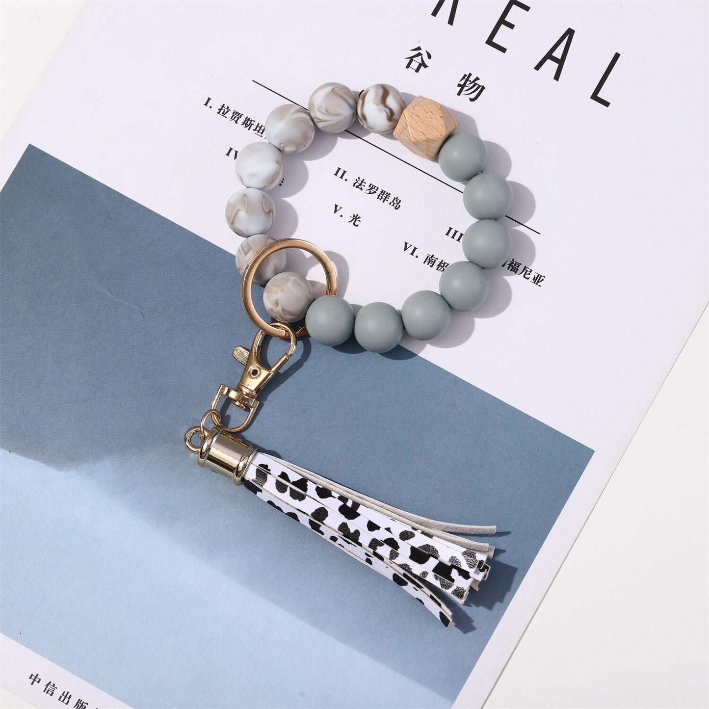 Trendy Silicone Beads Bracelets Bangles with Key Chain Candy Color Large Wristband Cuffs Beaded Bangle for Women