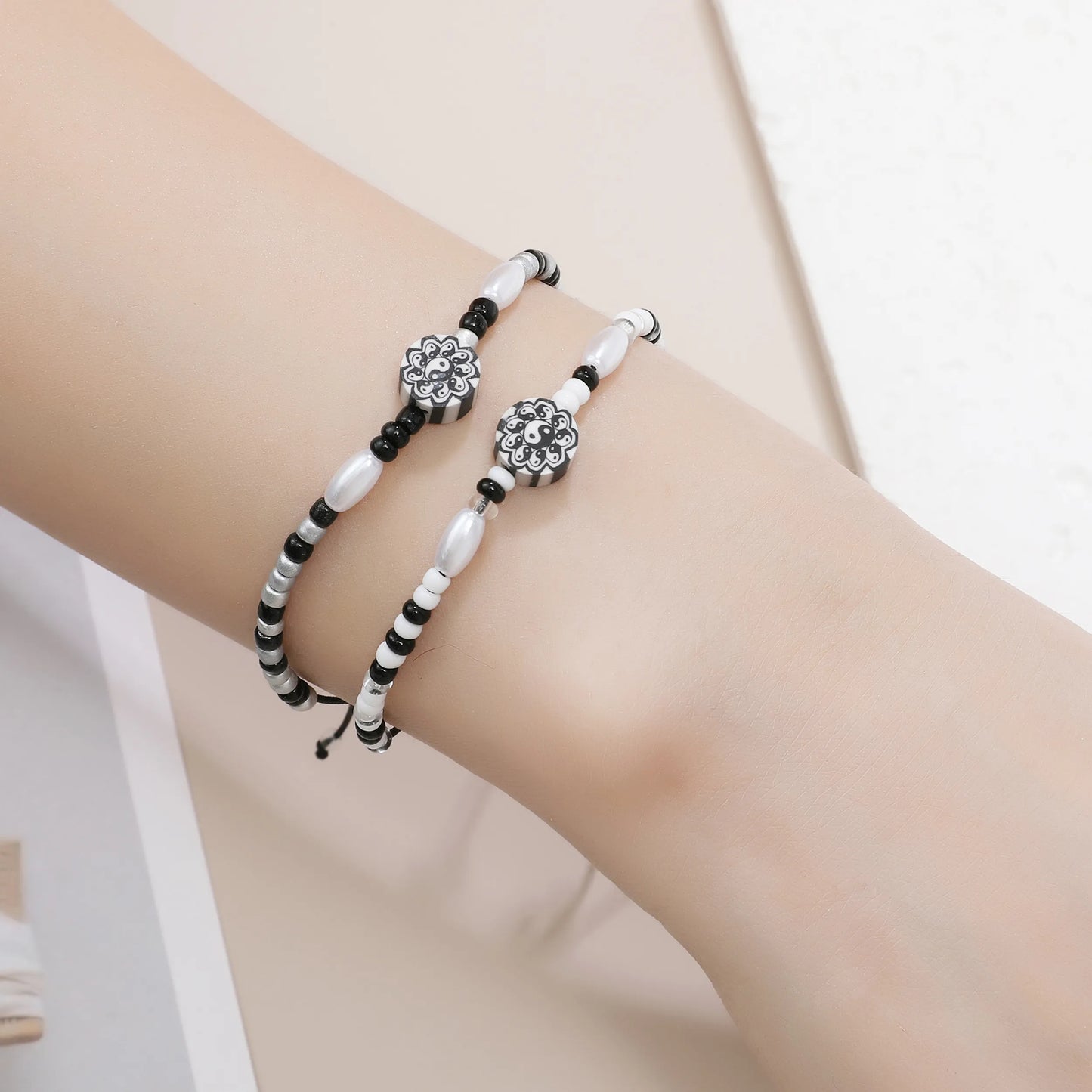 12pcs Crystal Beaded Yin and Yang Tai Chi Pendant Flowers Bracelet for Men Women Adjustable Couple Bracelets Anklets