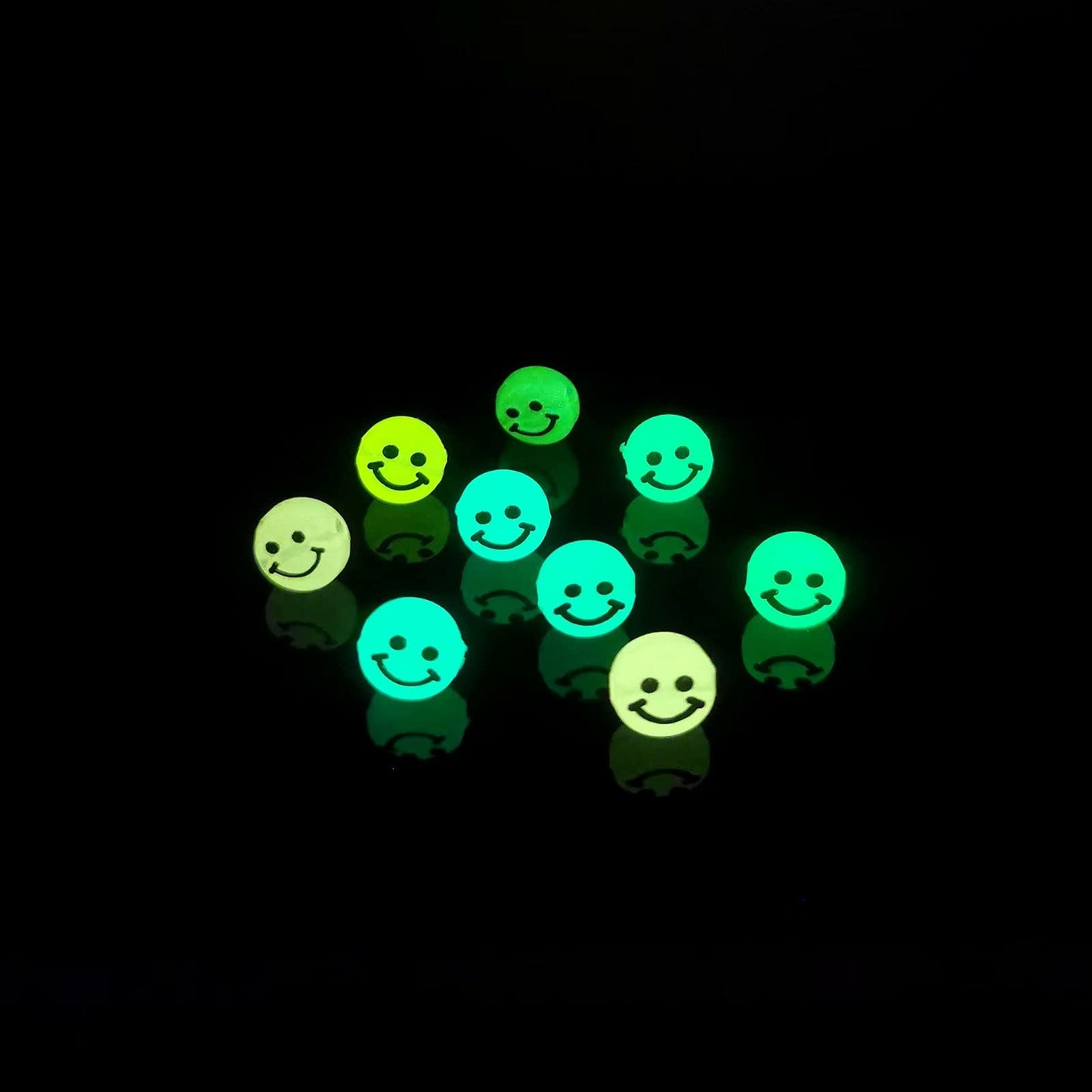50pcs Glowing Solar Luminous Smiley Face Beads Mixed Acrylic Glow In The Dark Happy Face Beads Charms with Rope for DIY Jewelry