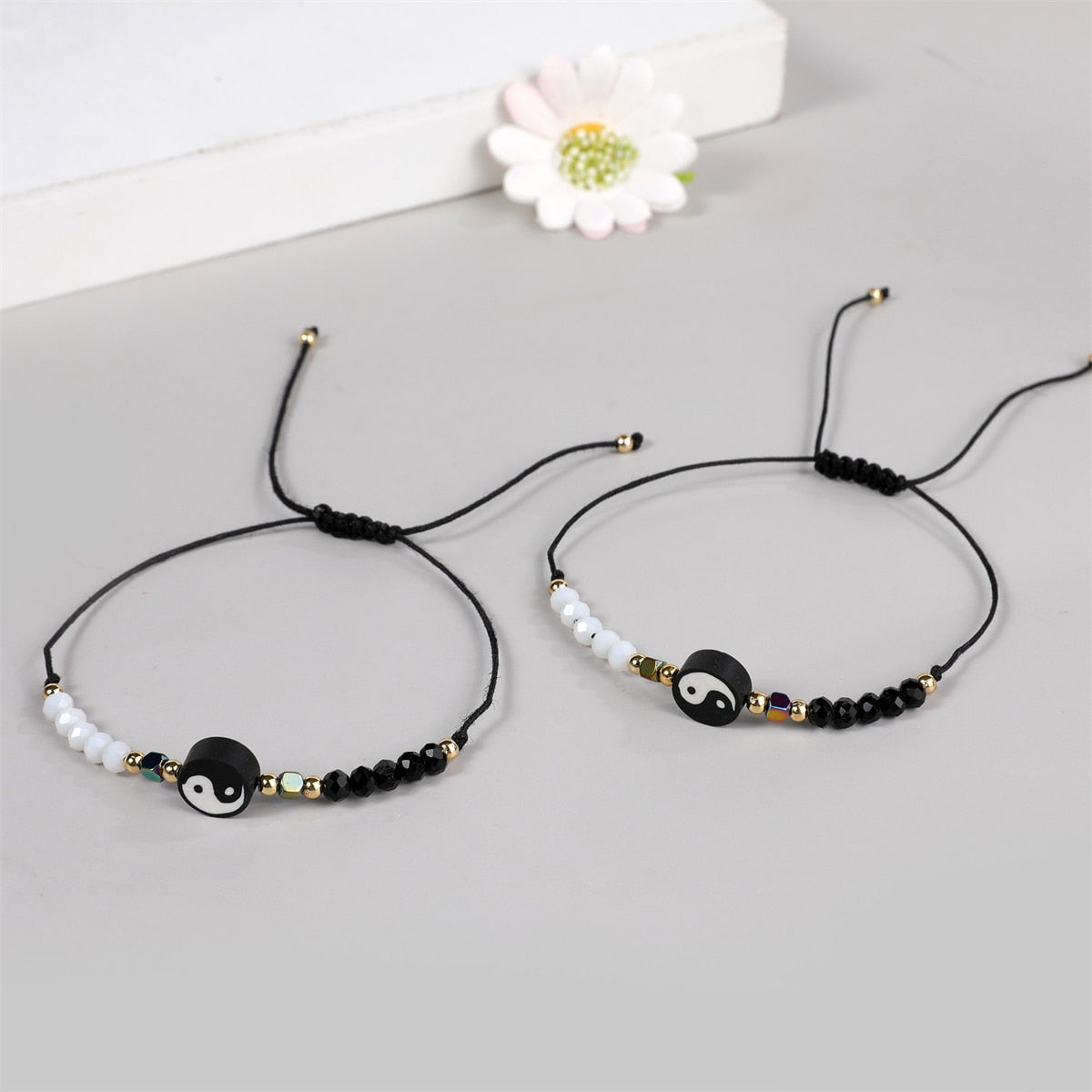 12pcs/lot Yin and Yang Tai Chi Clay Pendant Black/White Adjustable Wax Cord Beads Men Women Couple Bracelet Anklet Gift