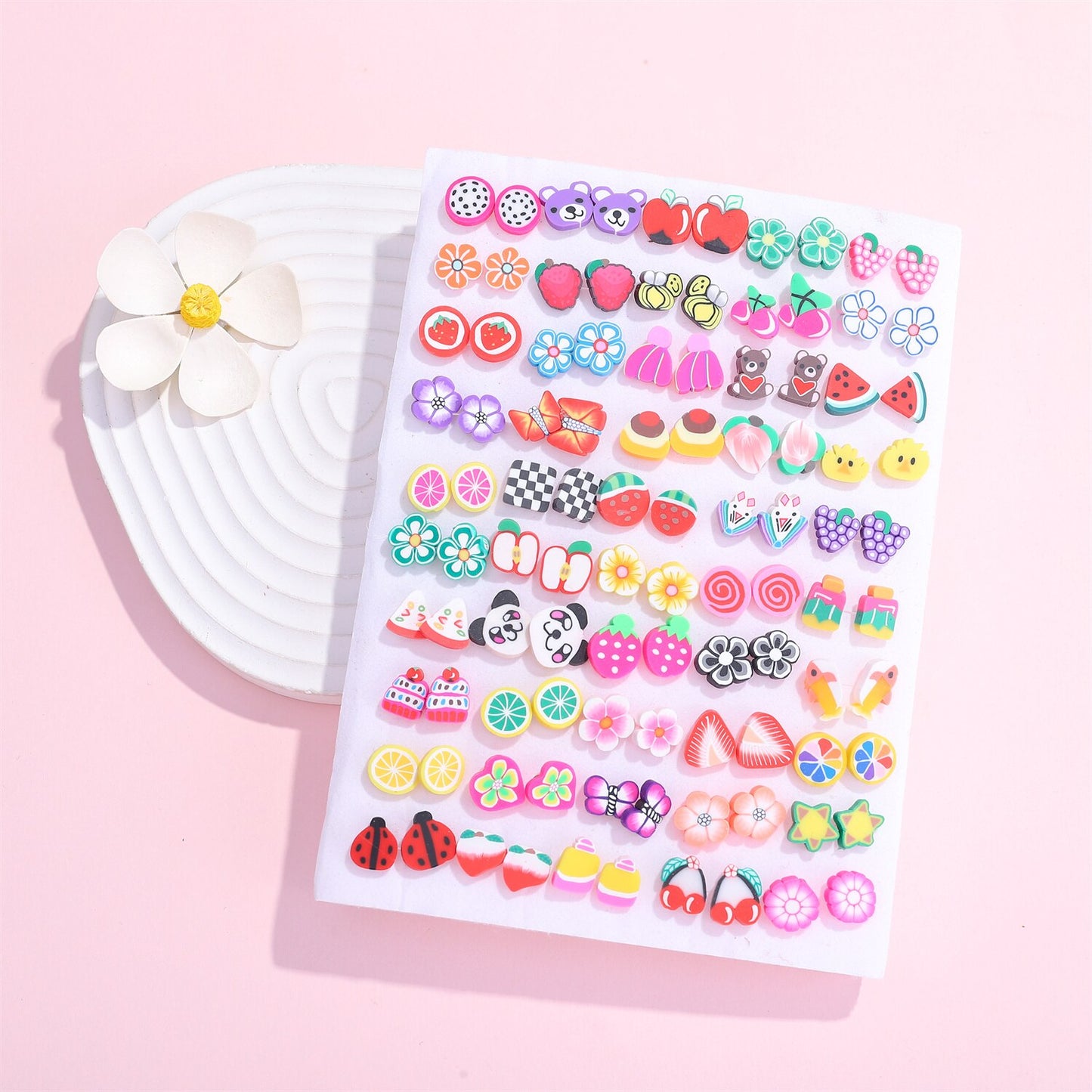 36 Pairs/lot Mix Small Stud Earrings for Women Girls Acrylic Crystal Heart Star Flower Insect Fruit Animal Earring Kids Jewelry