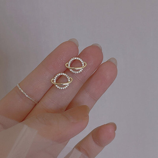 Fashion Shiny Crystal Planet Earrings for Women Plated Gold Colour Earrings Hypoallergenic Statement Engagement Jewelry